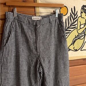 ➕Abercrombie Black and White Gingham Pants➕